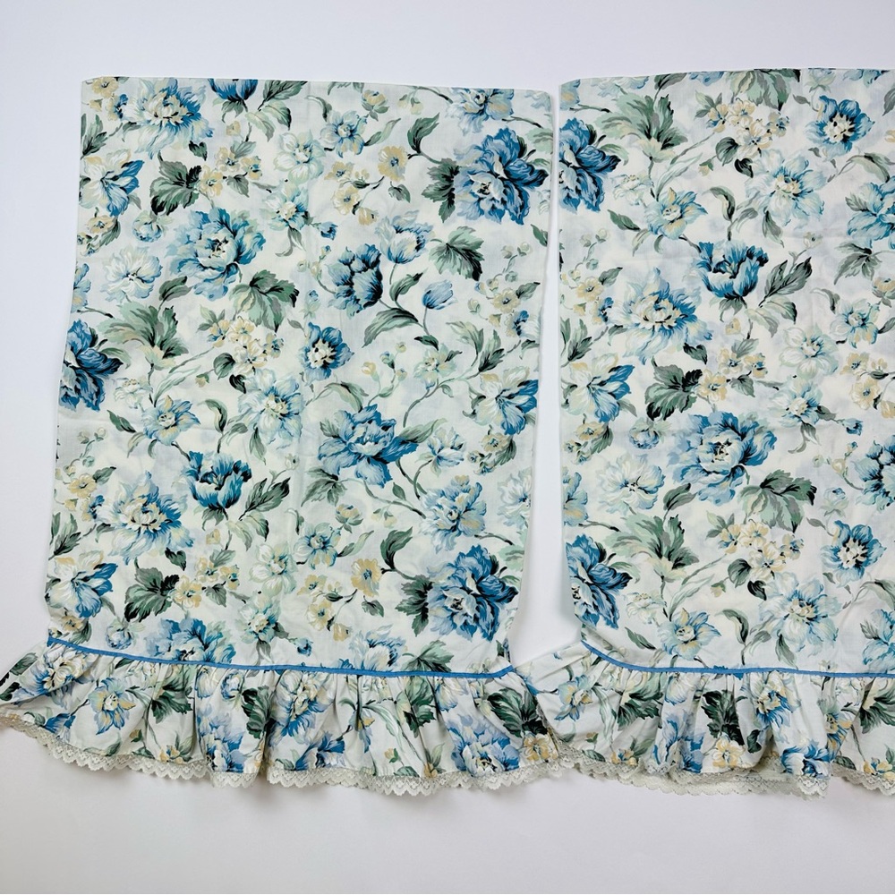 Vintage Blue Floral Cotton Lace Ruffle Trim 2 Standard Pillowcases & Flat Sheet - Picture 8 of 14